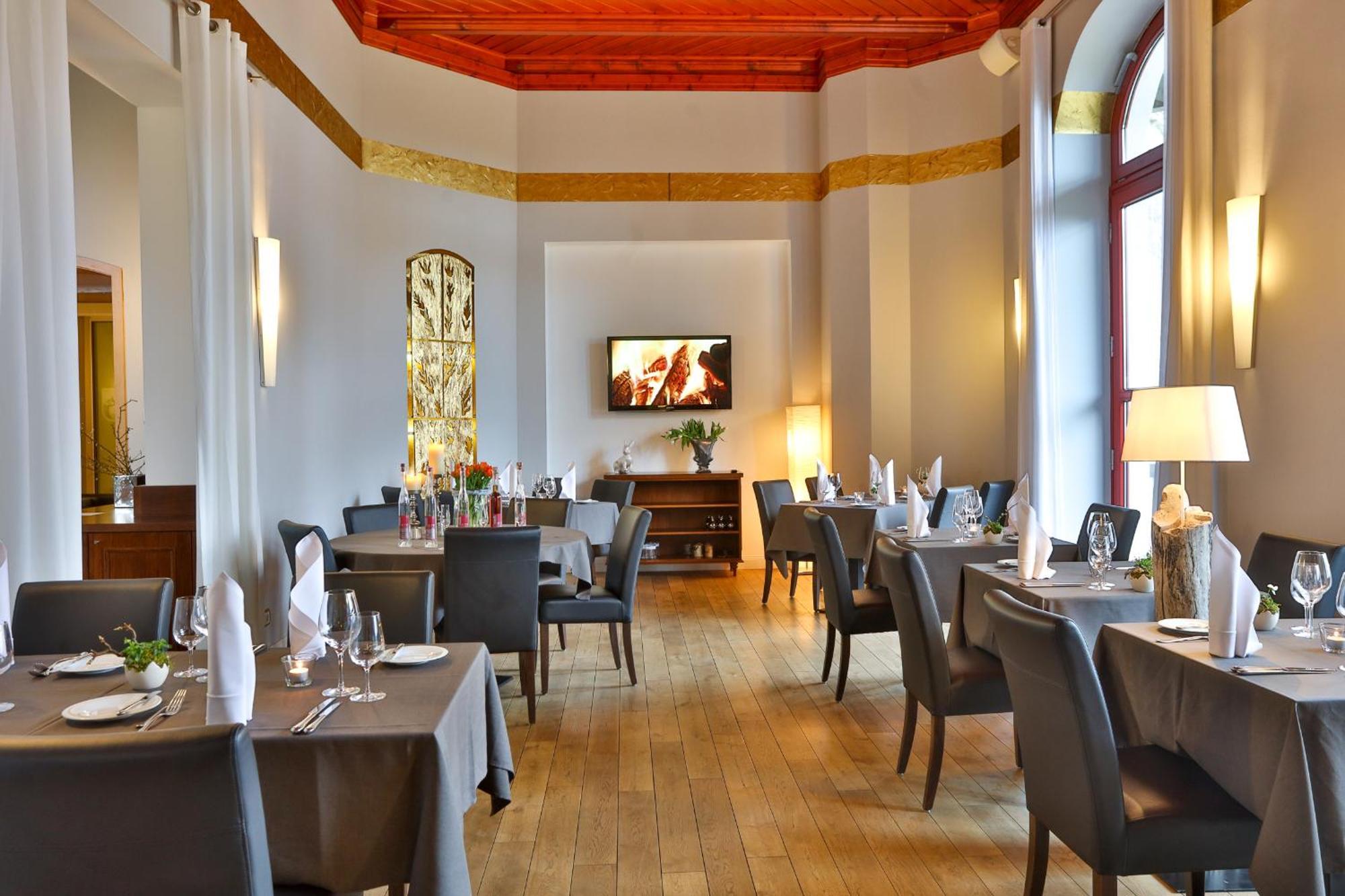 Romantik Hotel Schloss Ranzow 로메 외부 사진